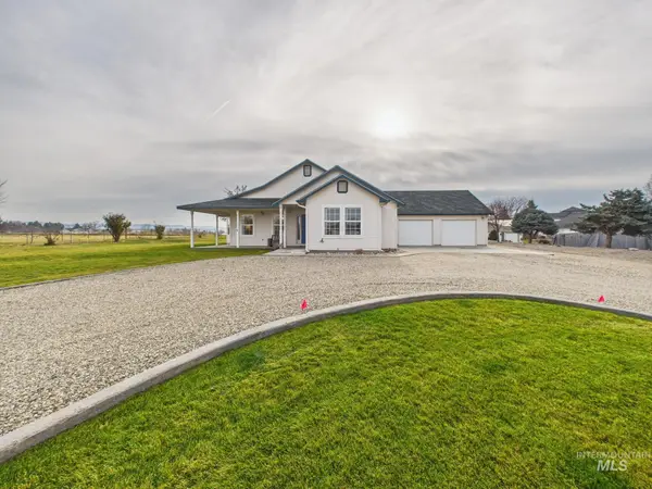 425 W Central Rd, Emmett, ID 83617