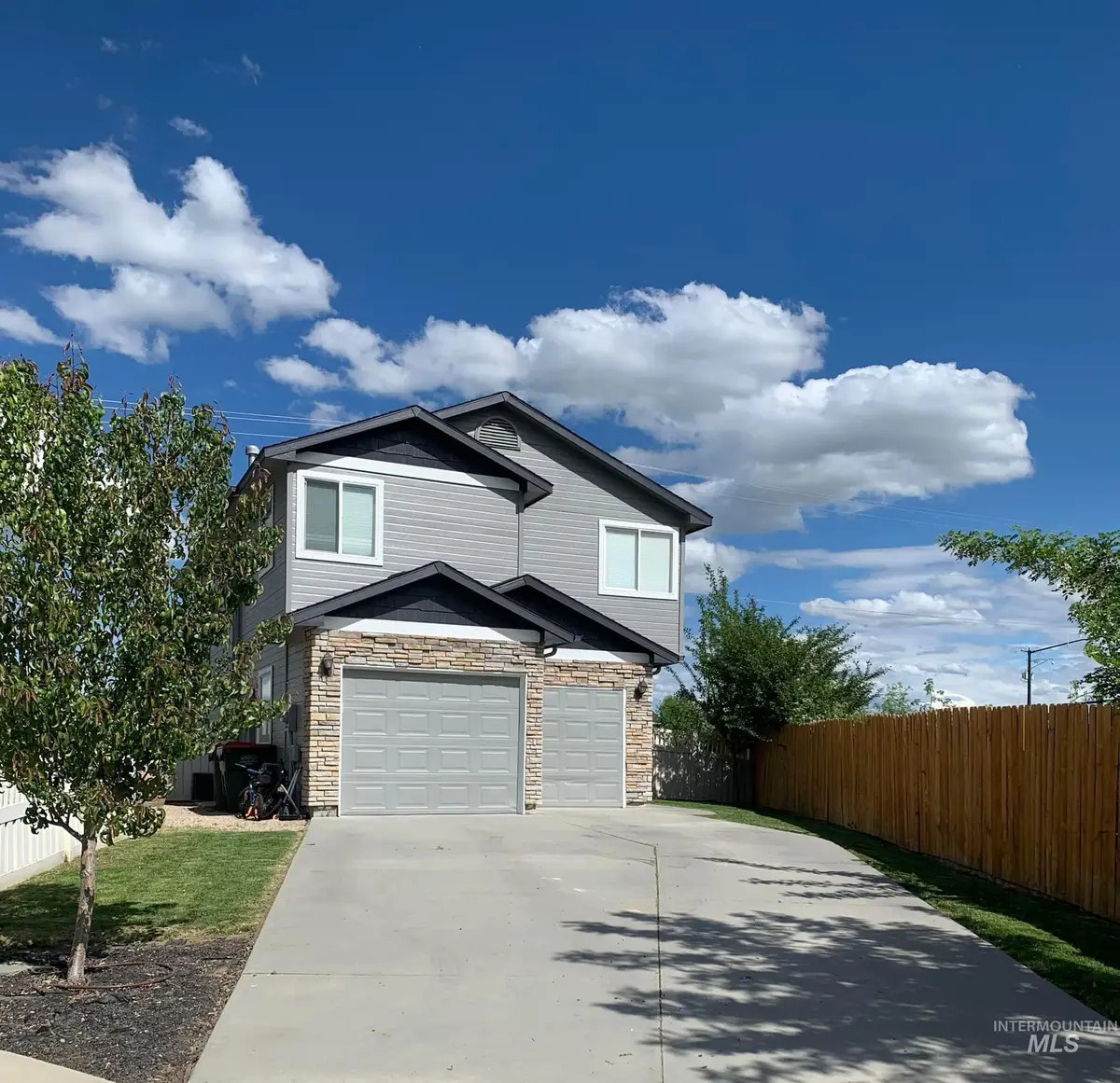 864 N Britt Pl, Meridian, ID 83642 - Image #1