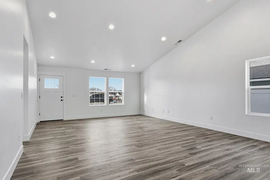 326 N 12th St, Parma, ID 83660 - Image #3