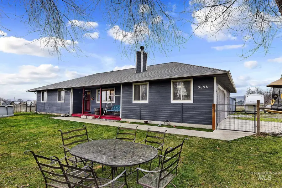 990 Bangtail Ln, Emmett, ID 83617 - Image #2