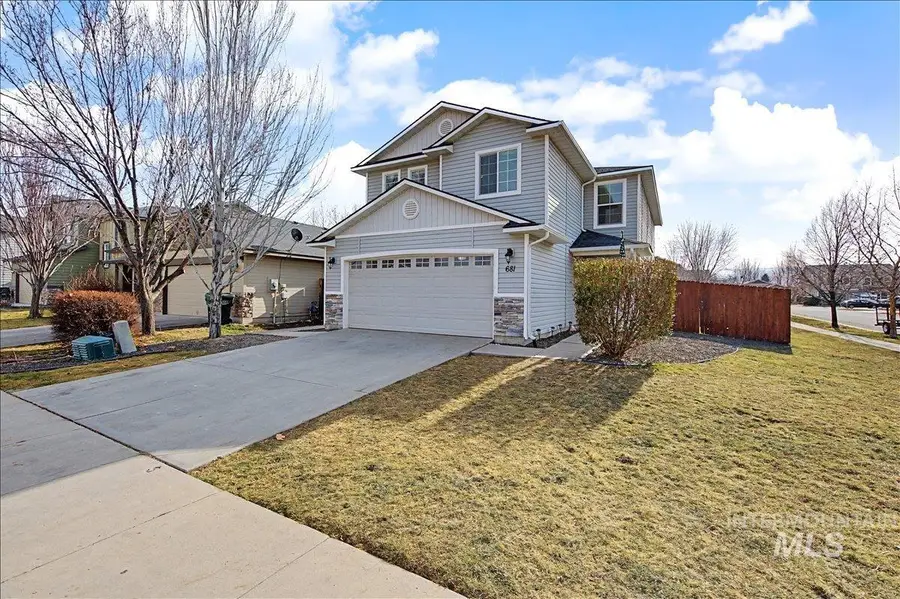 681 W Archerfield St, Meridian, ID 83646 - Image #2