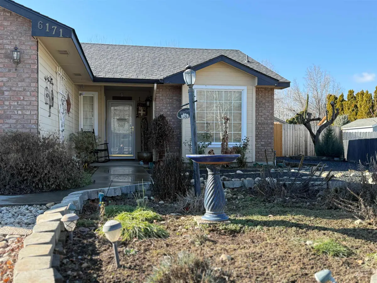 6171 N Willowdale, Garden City, ID 83714 - Image #1