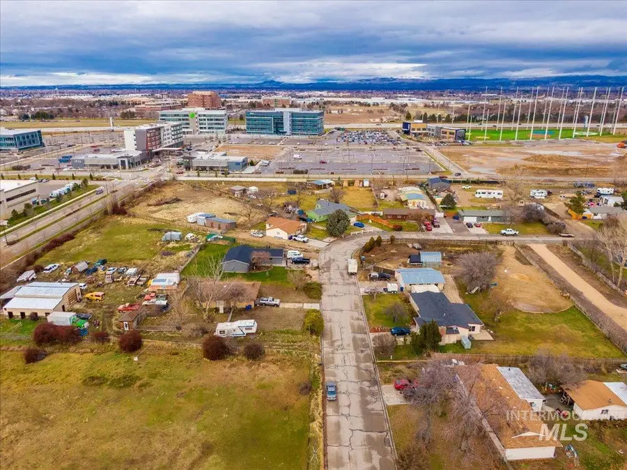 1315 Jade, Meridian, ID 83642 - #3