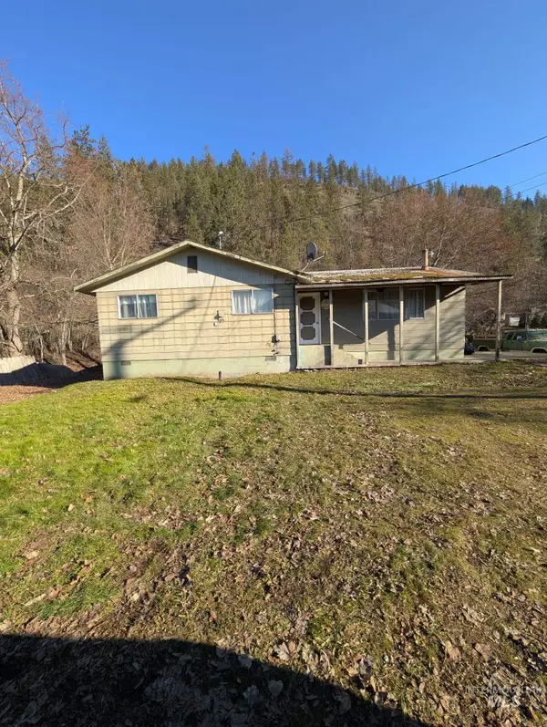 422 Old School Ave., Stites, ID 83552