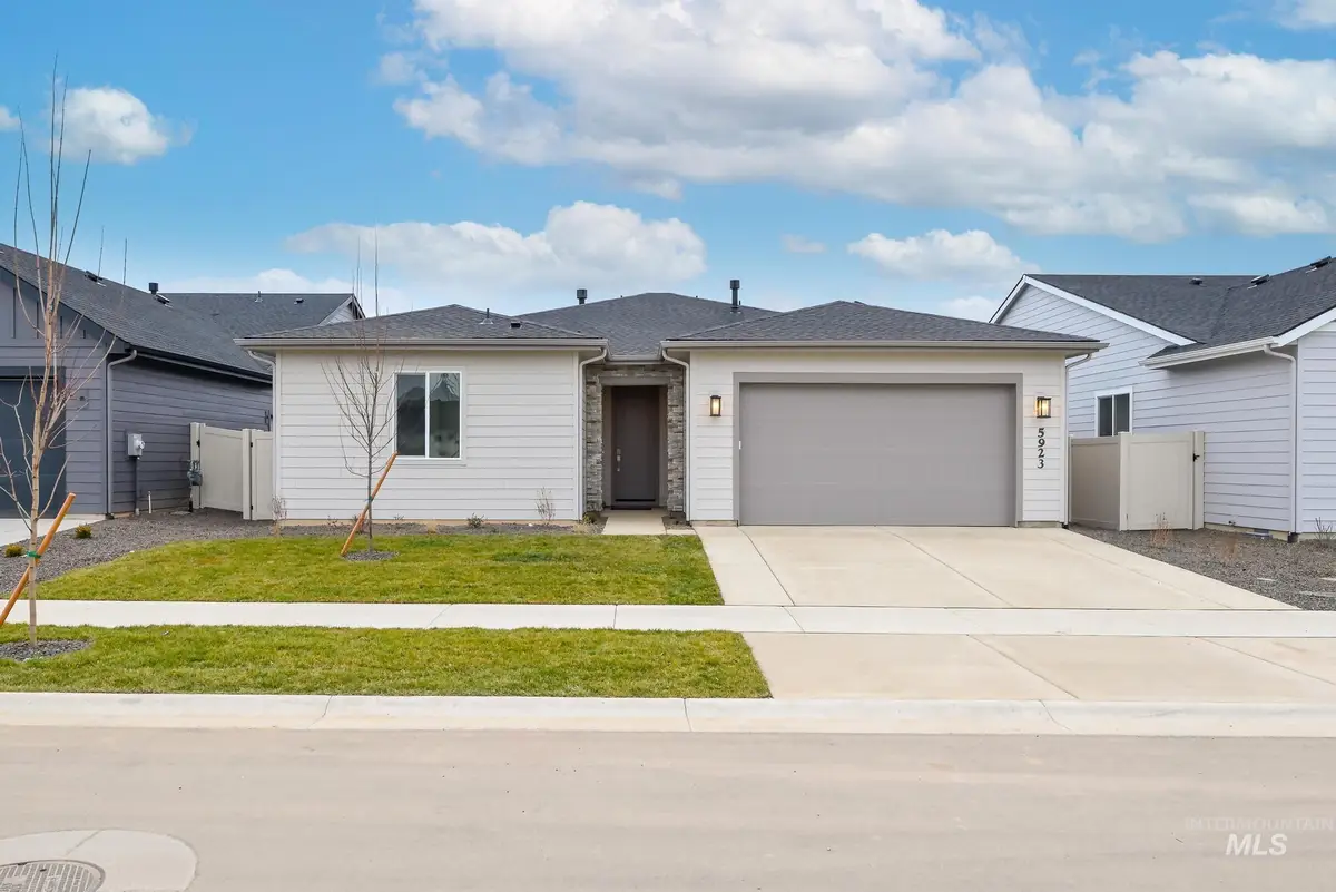 5923 W Snow Currant St, Meridian, ID 83646 - Image #1