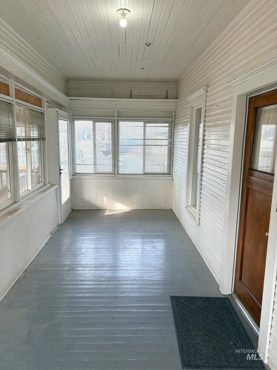 627 SW 3rd St., Fruitland, ID 83619 - #3