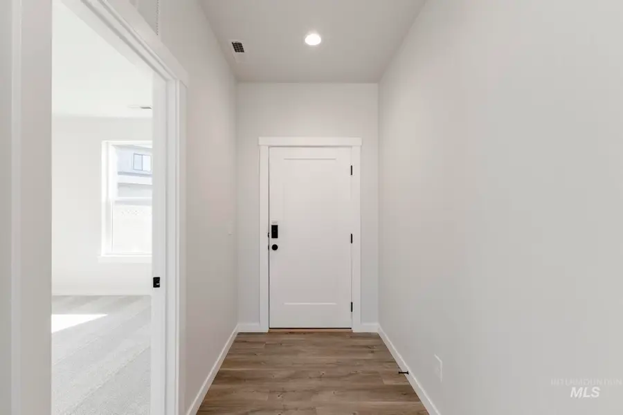 5086 E Open Canyon Dr, Nampa, ID 83687 - Image #2