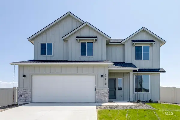 6611 W Redwood Creek Dr, Meridian, ID 83646