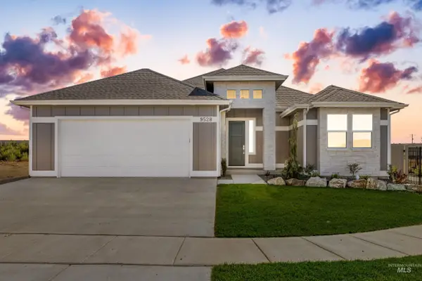 9528 Green Cottage Ave, Kuna, ID 83634