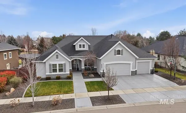 6590 N Fairborn Ave, Meridian, ID 83646