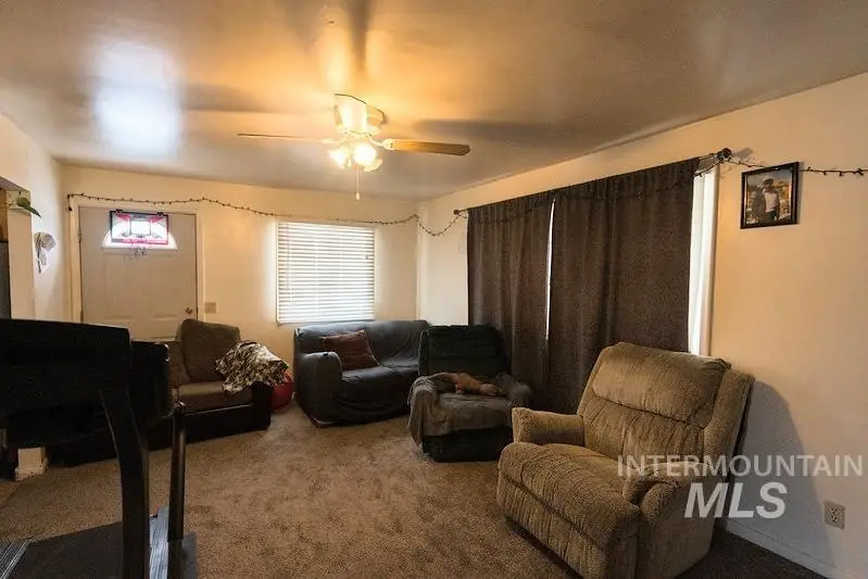 410 E 24th Street, Burley, ID 83318 - #2