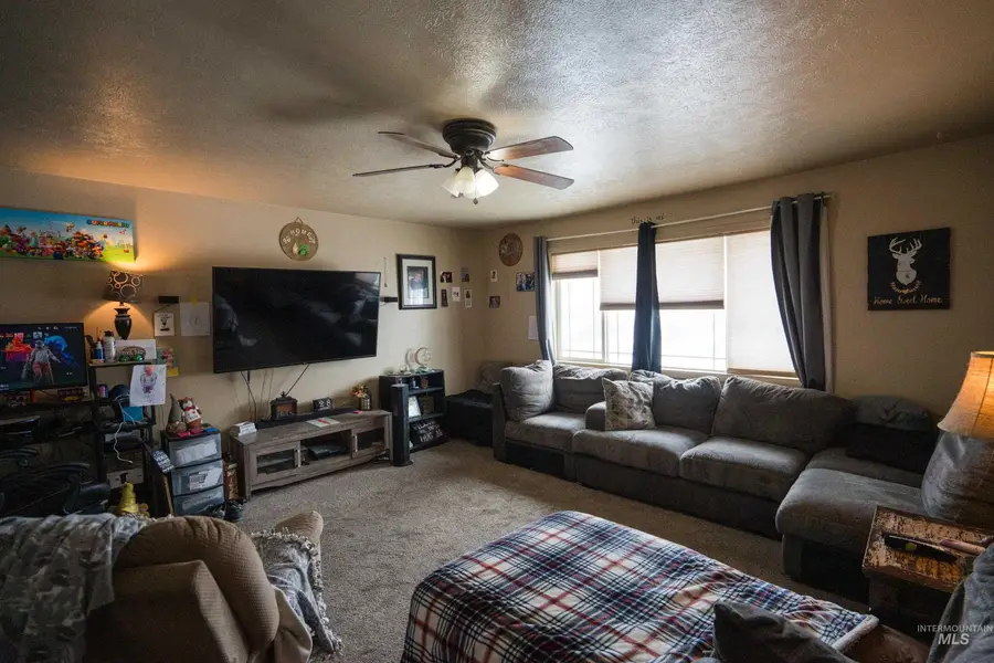 1715 Almo Ave, Burley, ID 83318 - #3
