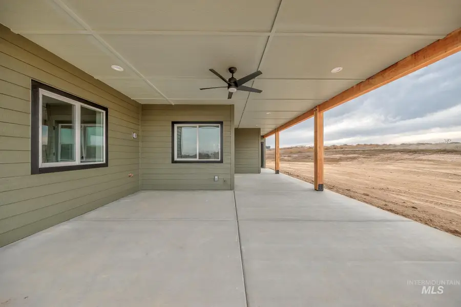 3333 Flight Deck Dr, New Plymouth, ID 83655 - Image #2