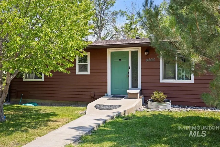 4806 Salmon Creek Dr, Buhl, ID 83316 - #2