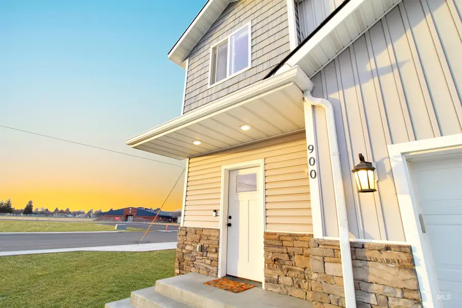 900 E 20th St., Burley, ID 83318 - #2