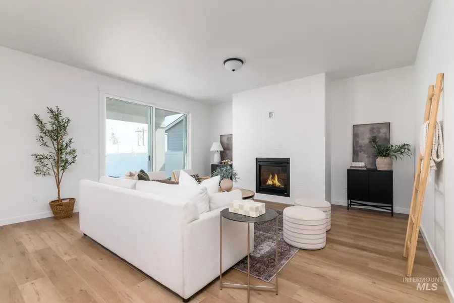 9004 W Moon River Dr, Star, ID 83669 - #2