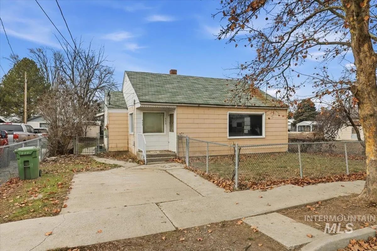 555 15th St., Vale, OR 97918 - #1