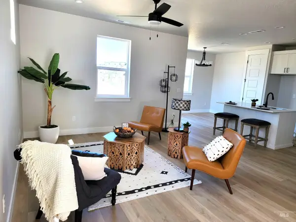 980 E Odyssey St, Kuna, ID 83634