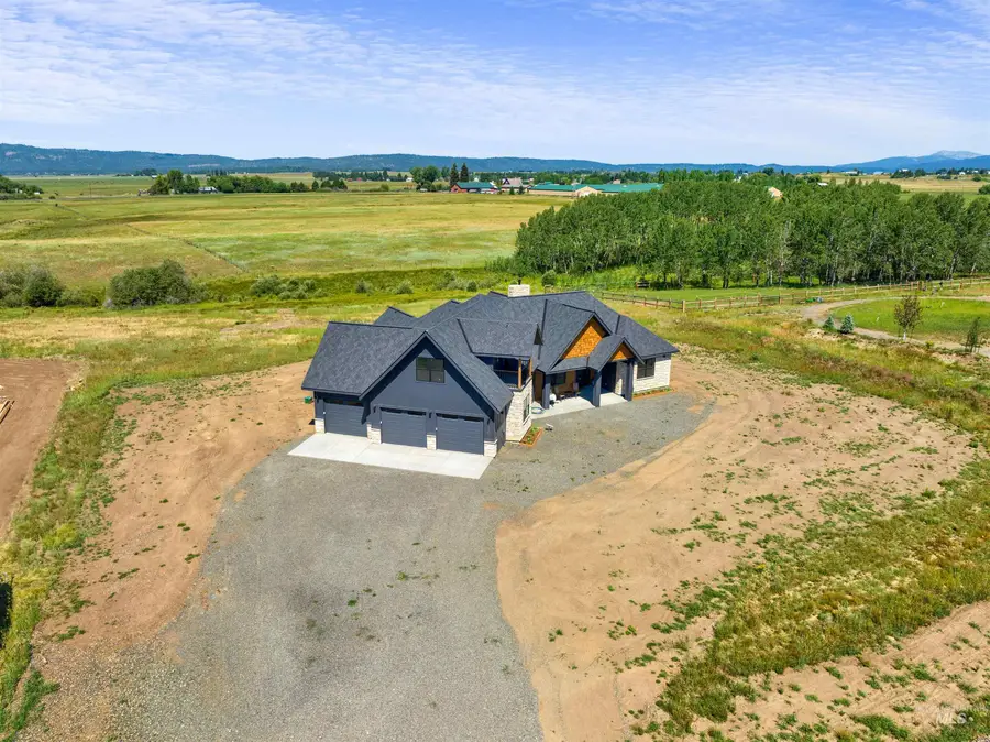 13901 Sky View Ct #2, McCall, ID 83638 - #3