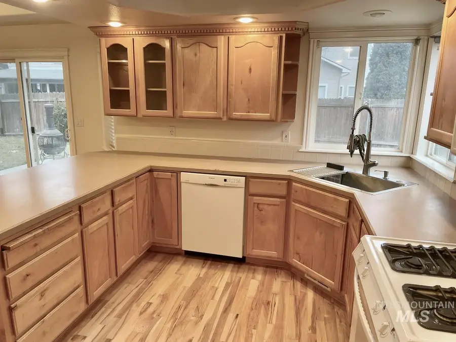 2531 S Georgetown Pl, Boise, ID 83709 - Image #3