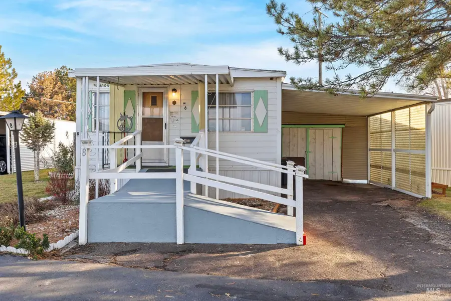 419 Fruitland Ave #8, Buhl, ID 83316 - #2