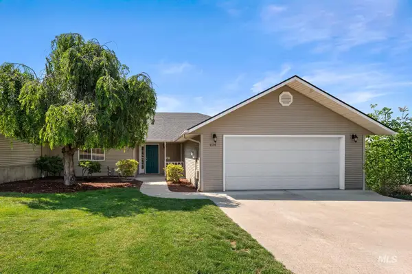 824 15th Ave, Lewiston, ID 83501