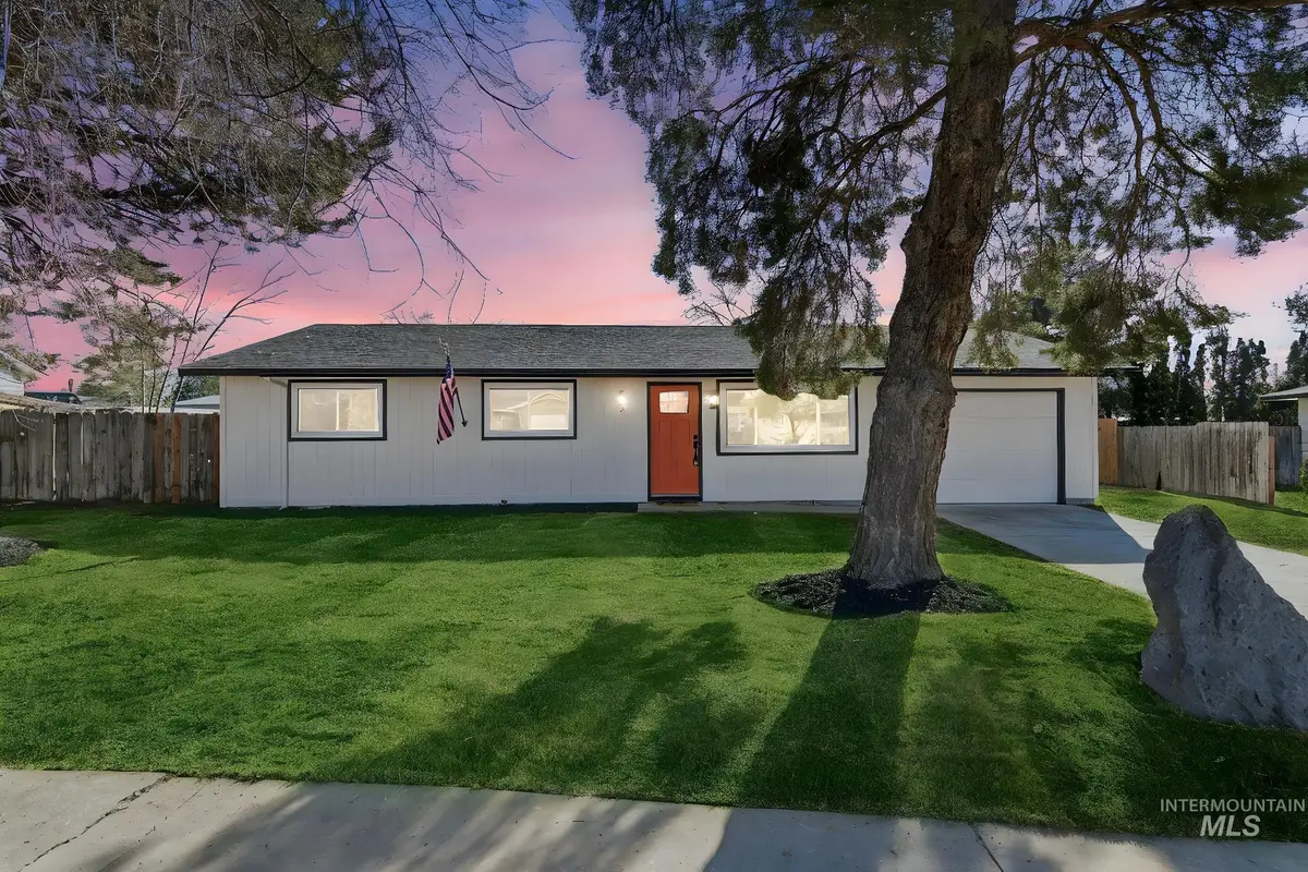 563 W Trini St, Kuna, ID 83634 - #1