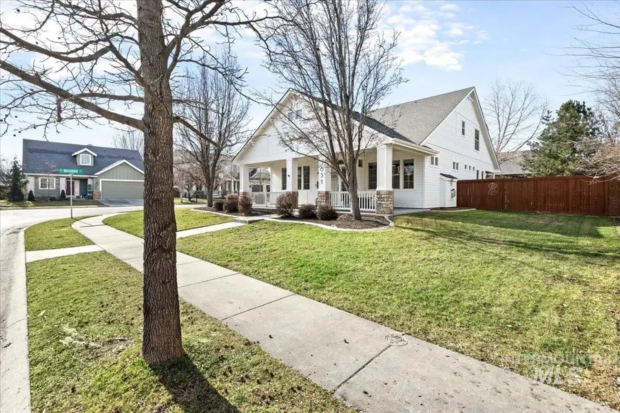 3651 N Legacy Woods Ave, Meridian, ID 83646 - Image #2