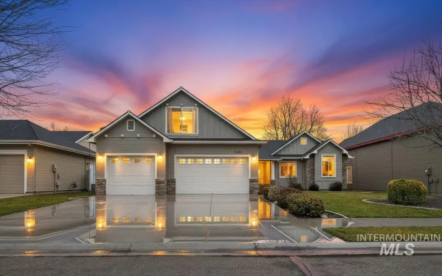 5282 N Schumann Ave, Meridian, ID 83646 - Image #2