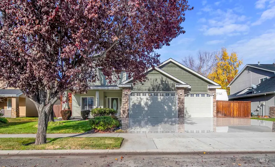 2326 W Grand Teton Dr, Meridian, ID 83646 - Image #2