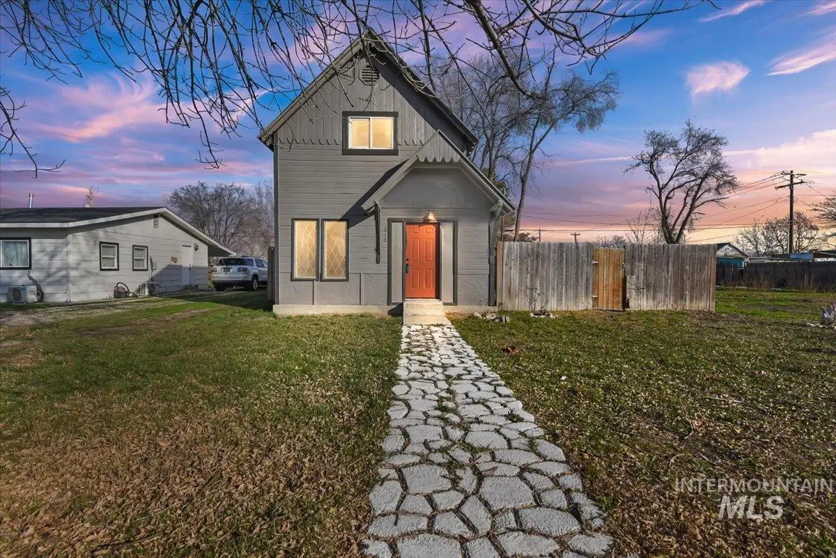 213 E Freeport Street, Caldwell, ID 83605 - Image #1