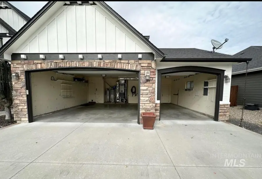 9156 W Ben St, Boise, ID 83714 - Image #2