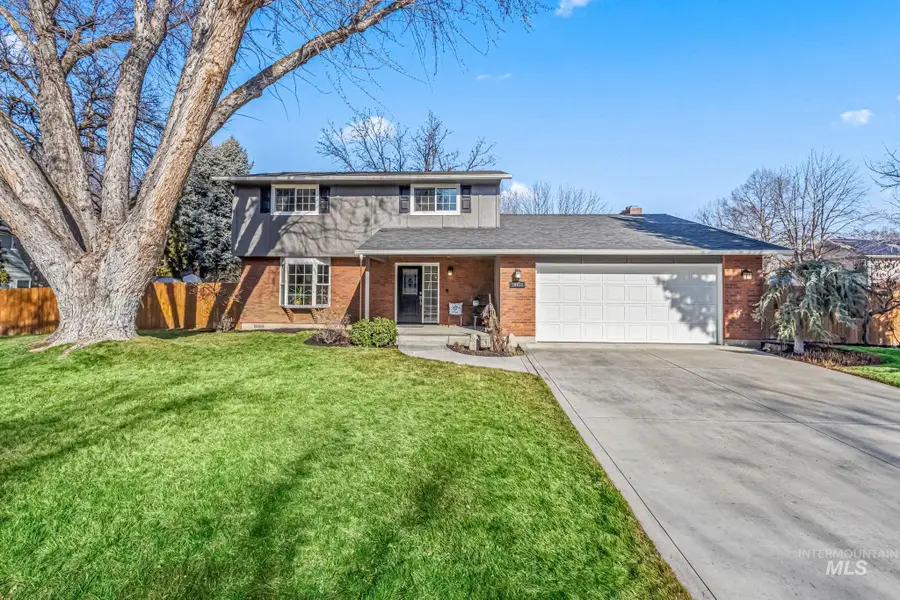 10470 Shadybrook Dr, Boise, ID 83704 - Image #2