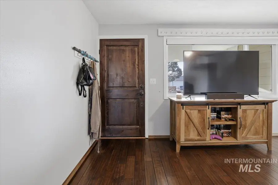 406 W 4th N, Mountain Home, ID 83647 - #3