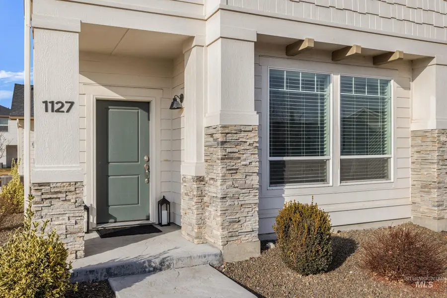 1127 N World Cup Ln, Eagle, ID 83616 - Image #3
