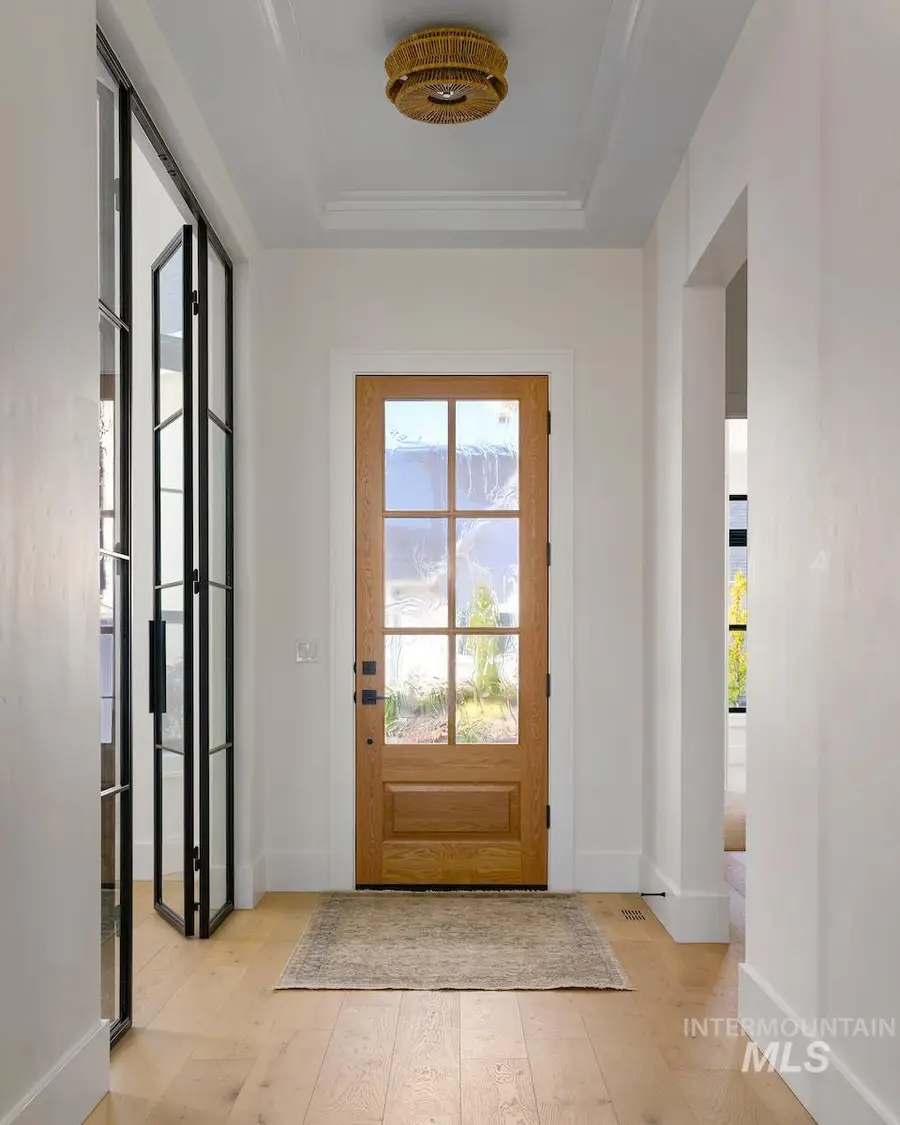 11071 N Elk Ridge Way, Boise, ID 83714 - Image #2