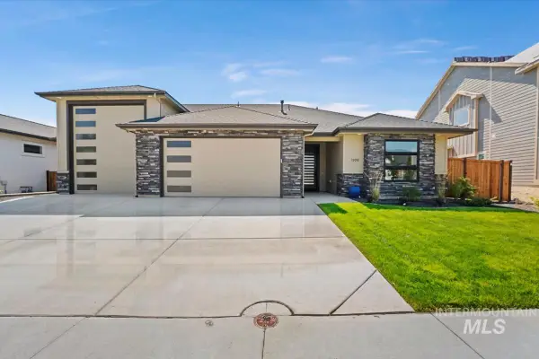 1199 W Ultar Dr, Nampa, ID 83686