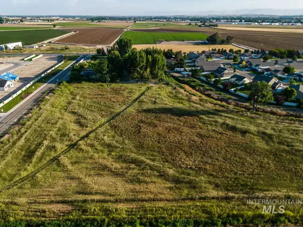 11476 Linden Rd, Caldwell, ID 83605