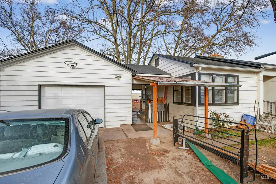 1009 Burrell Ave, Lewiston, ID 83501 - Image #2