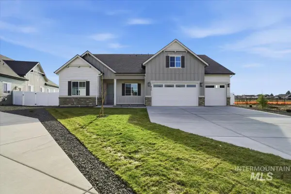 834 N Falling Water Way, Eagle, ID 83616