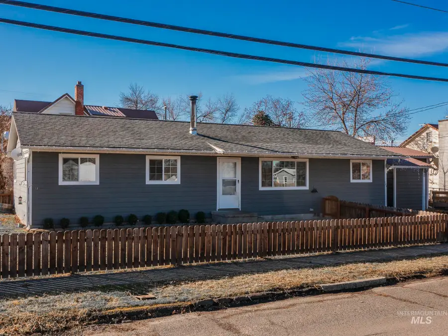 130 E North 2nd Street, Grangeville, ID 83530 - #3