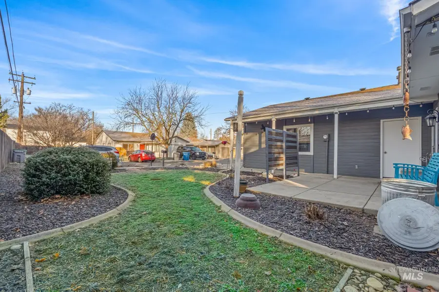2750 N Macondray Ln, Boise, ID 83707 - Image #3
