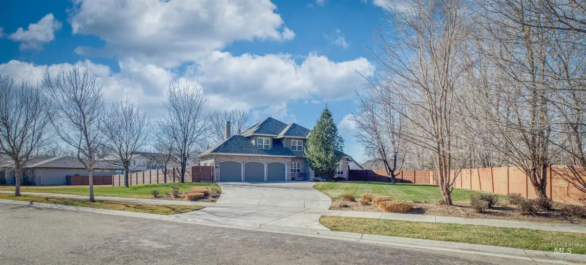 85 S Vandries Ave, Eagle, ID 83616 - Image #1