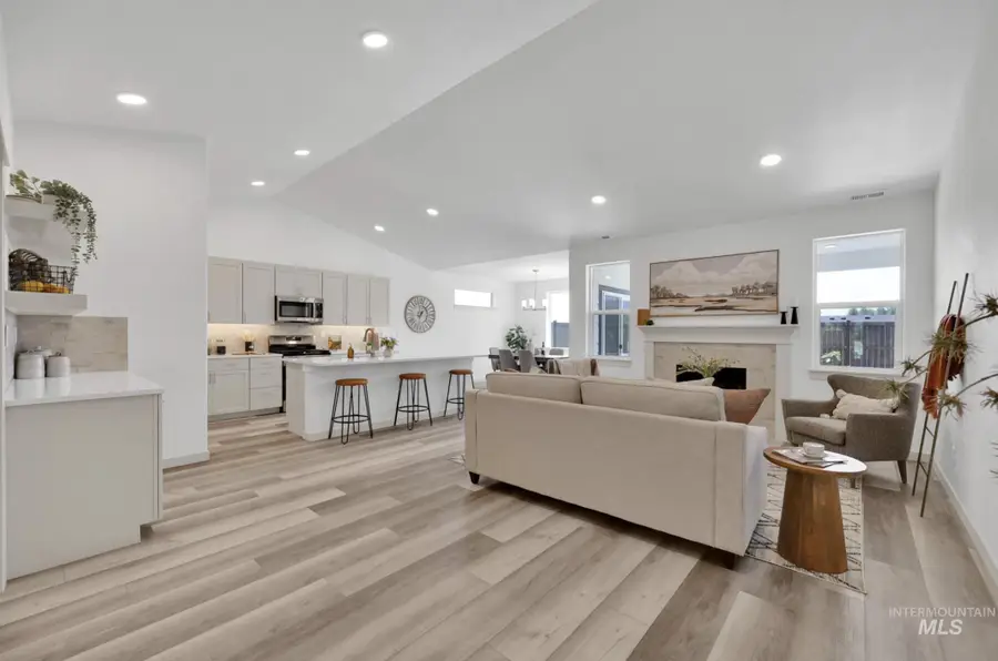 1207 E Syringa Lane #Lot 10 Block 12, Nampa, ID 83686 - Image #2