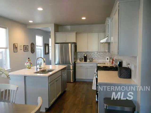 1464 E Prairefire St, Meridian, ID 83646 - Image #2