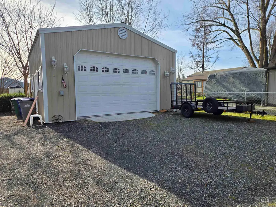 1322 Grelle Ave, Lewiston, ID 83501 - Image #3