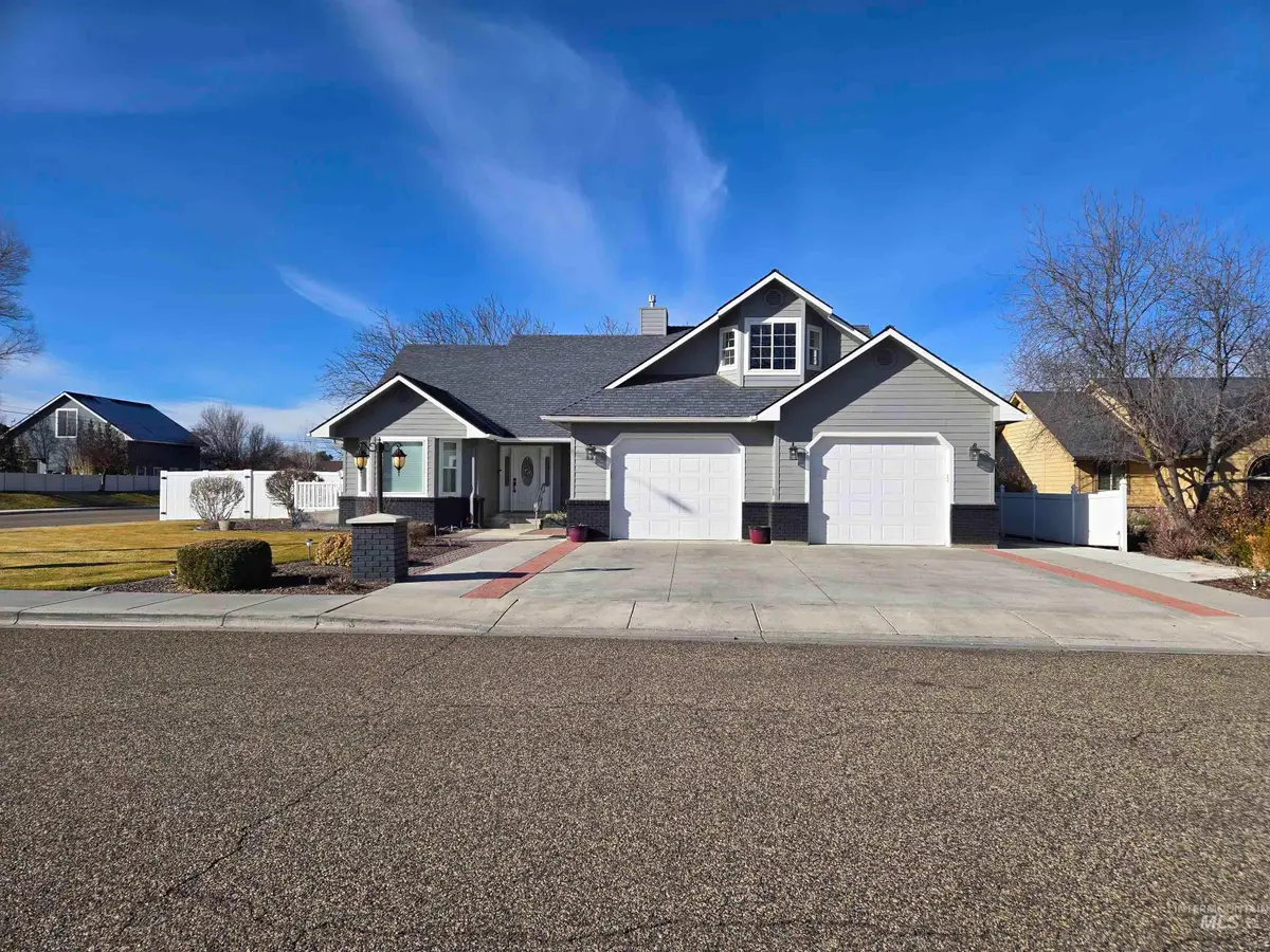 405 N Dorian Drive, Ontario, OR 97914 - #1