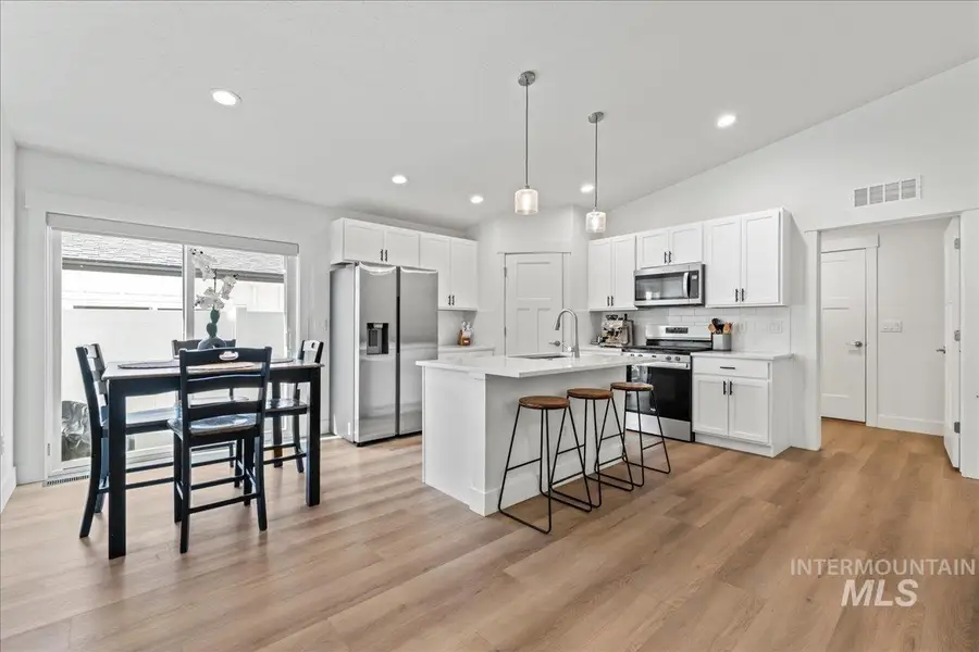 1419 W Lark Ct, Nampa, ID 83651 - Image #2