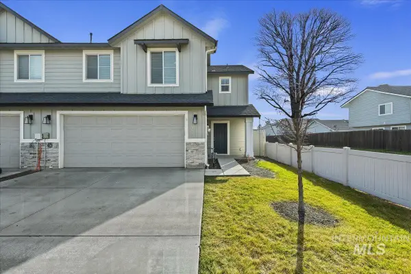 975 W Apple Pine St, Meridian, ID 83646