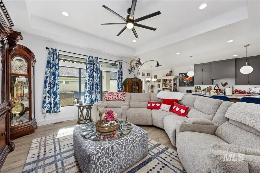 1011 Gem Avenue, Kimberly, ID 83341 - #3